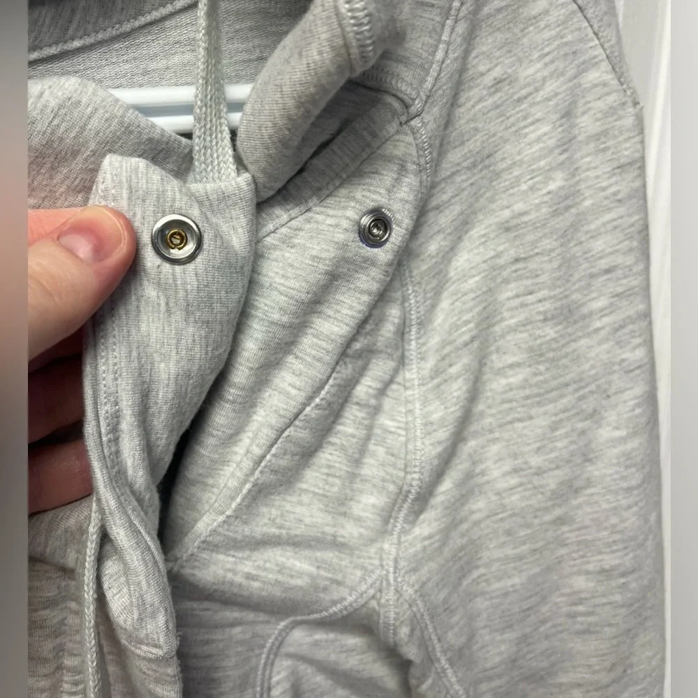 Lululemon Coast Easy Wrap - Sz 4 - Picture 6 of 10